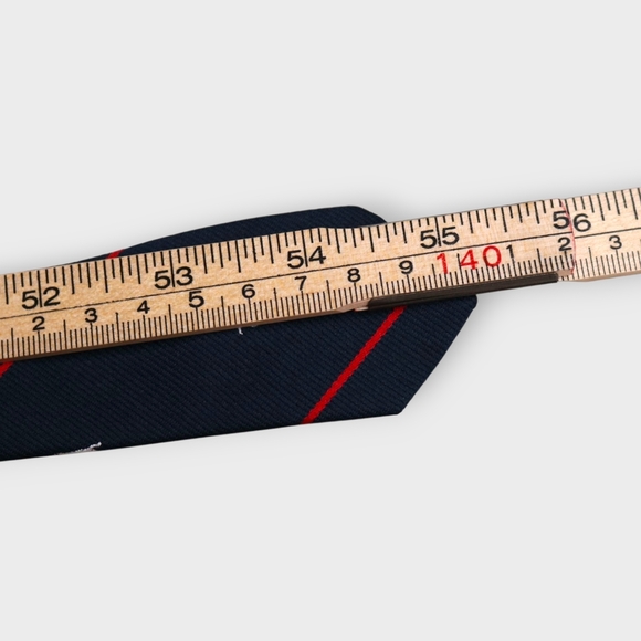 ALYNN Men's Classic Necktie Designer Animal Elephant Blue/Red EUC 55in Tie - Picture 4 of 6